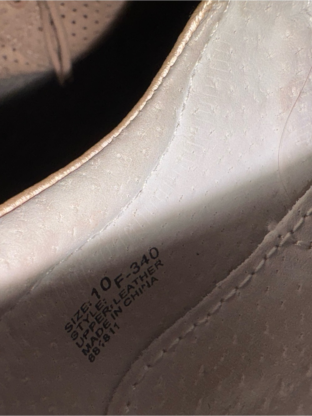 Girls T-Strap Bow Dress Shoes in Light Gold - Picture 2 of 2